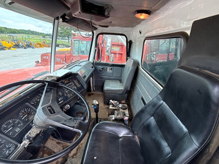 1995-white/gmc-wg-image-16