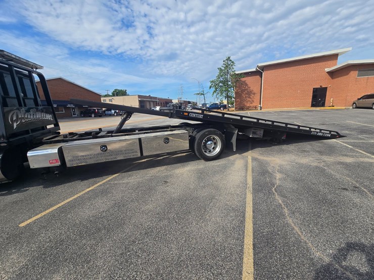 2022-peterbilt-337-image-80