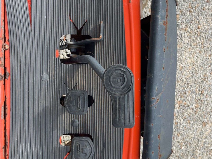 kubota-zd326-image-11