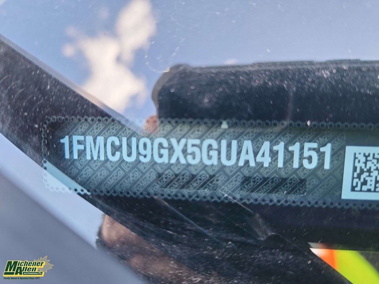 2016-ford-escape-image-16