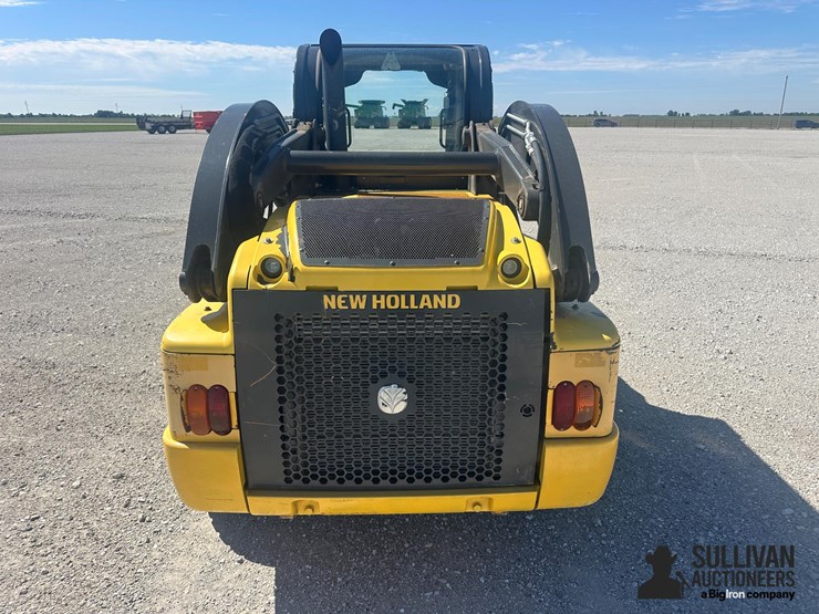 2015-new-holland-l230-image-6
