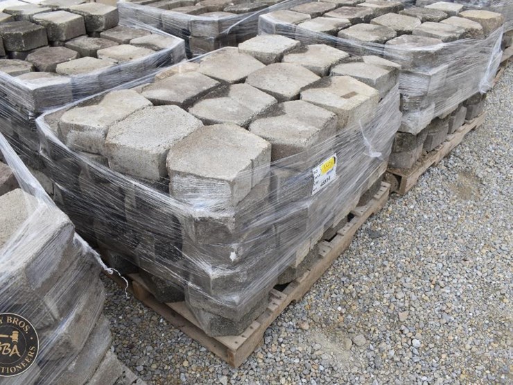 landscape-retaining-wall-block-45514-image-2