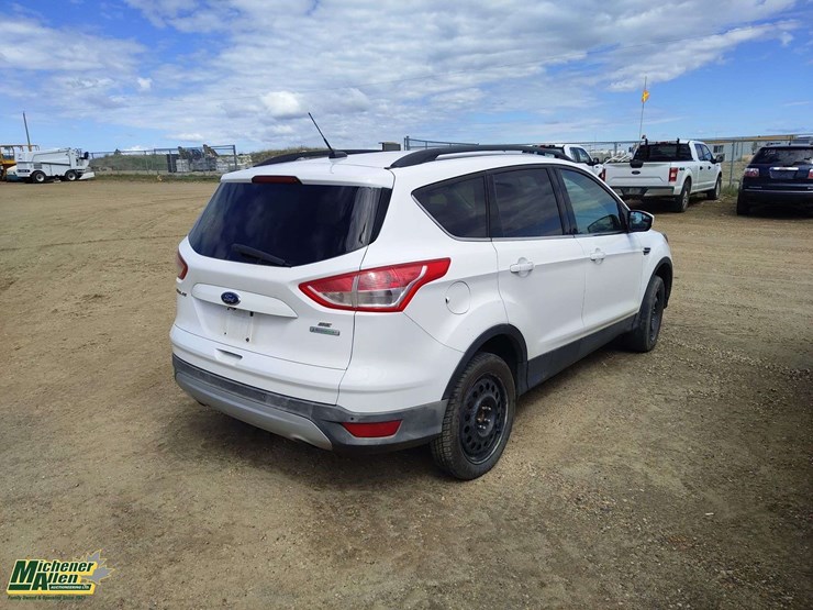 2014-ford-escape-image-4