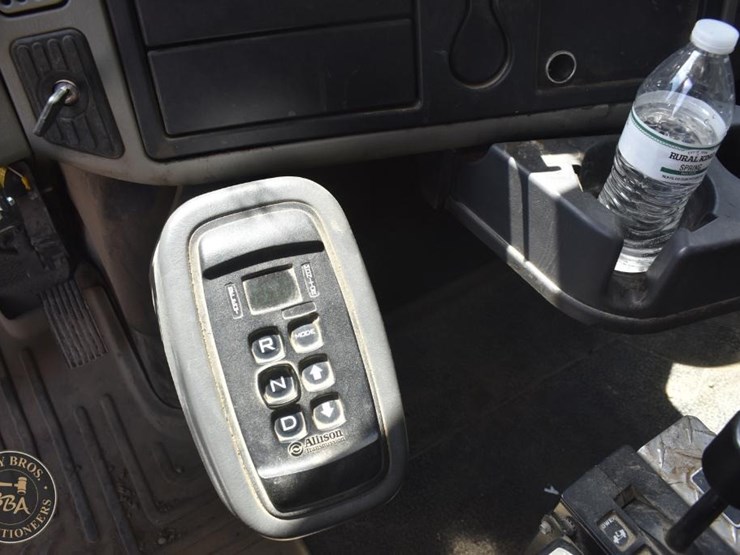 2012-international-durastar-4400-image-62