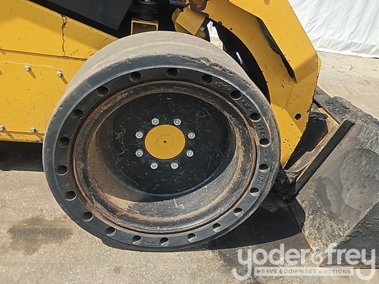 2022-caterpillar-272d3-xe-image-12