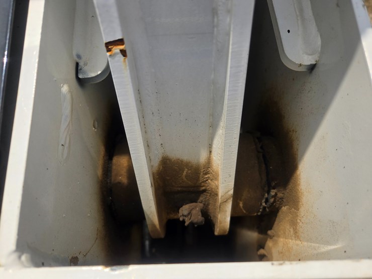 2024-bobcat-t650-image-81