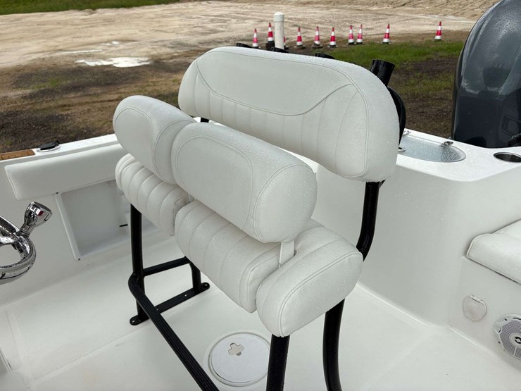 2015-sea-hunt-"triton-210"-center-console-fiberglass-boat-*fully-equipped*-image-11