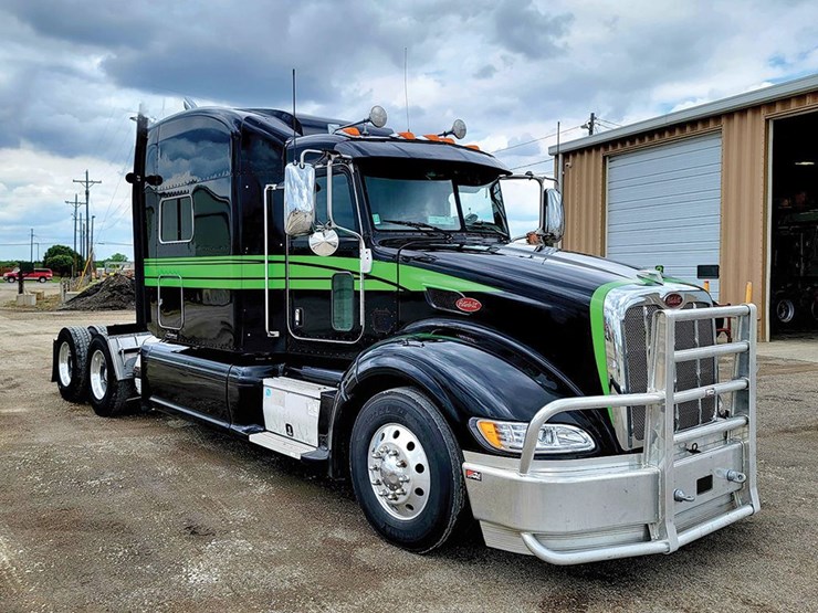 2014-peterbilt-386-image-2