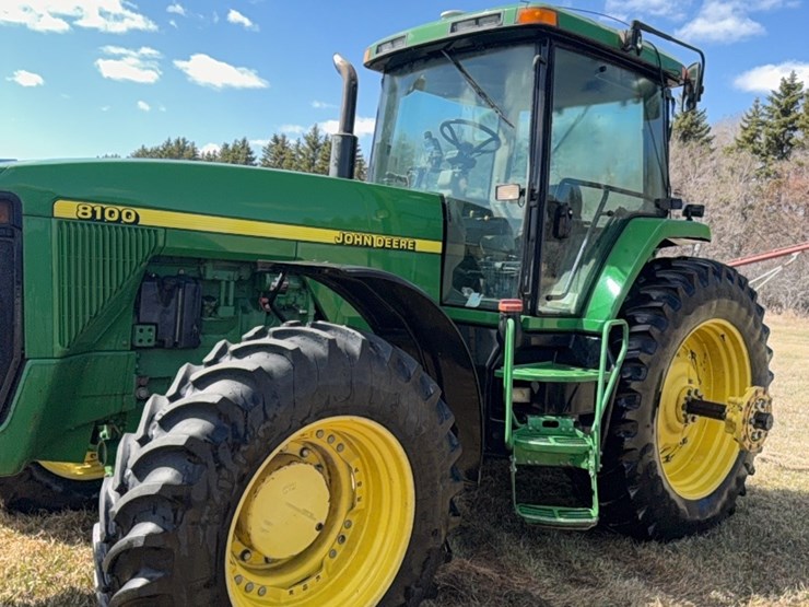 john-deere-8100-image-5