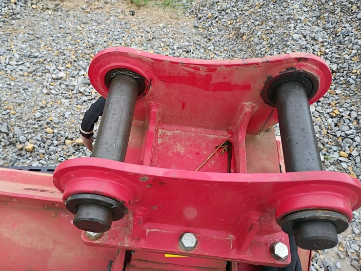 caterpillar-315-image-10
