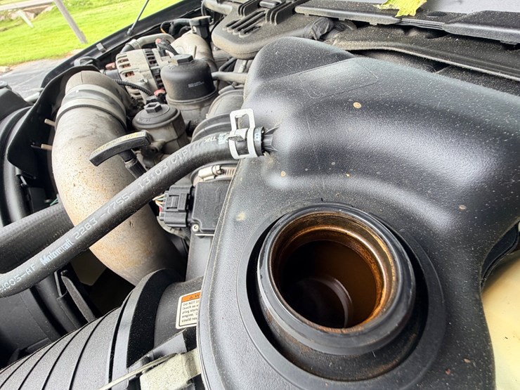 2004-ford-f350-image-25