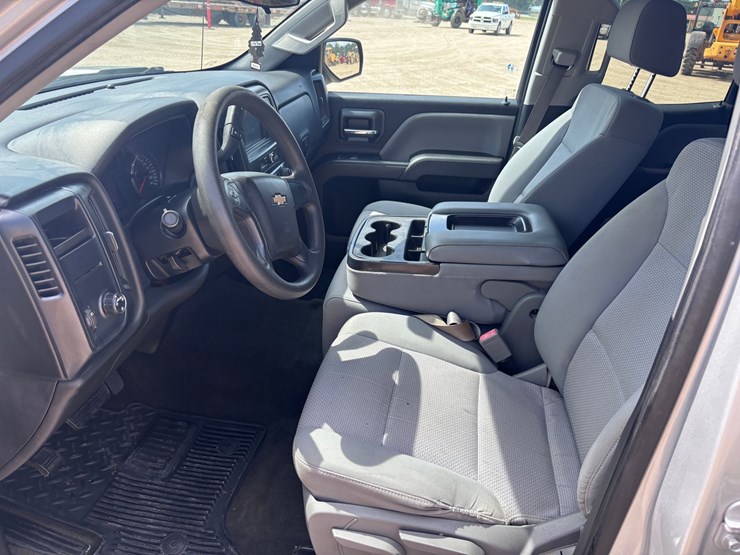 2017-chevrolet-1500-image-6