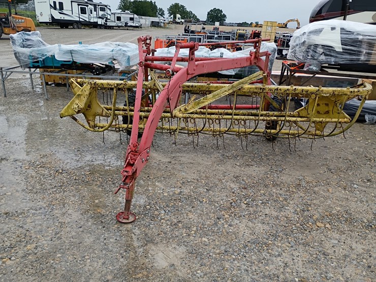 new-holland-256-image-1
