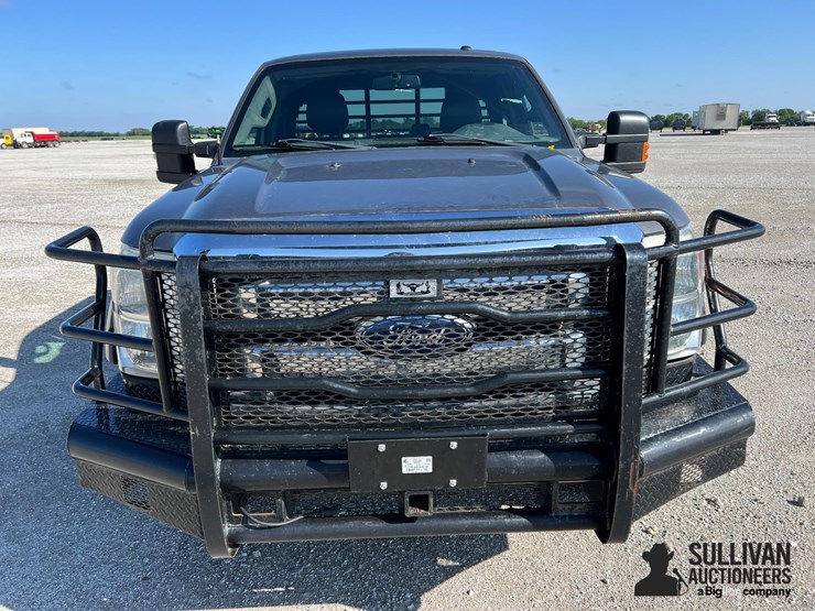 2011-ford-f350-image-2