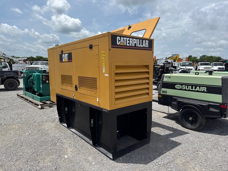 2006-caterpillar-d60-image-3