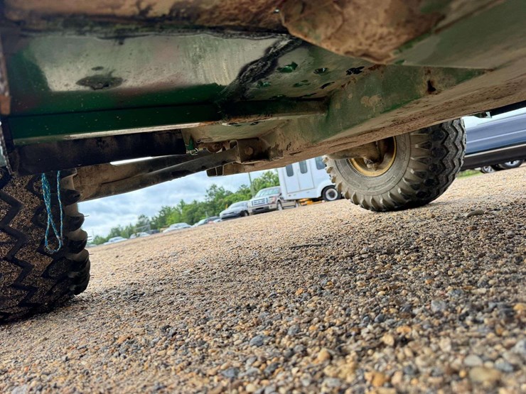 john-deere-gator-image-21