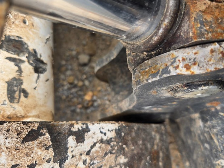 2023-bobcat-t770-image-66