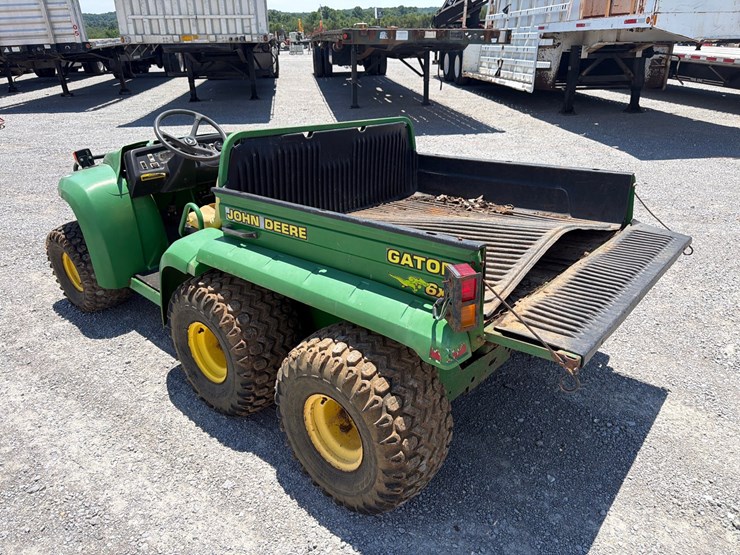 john-deere-gator-image-4