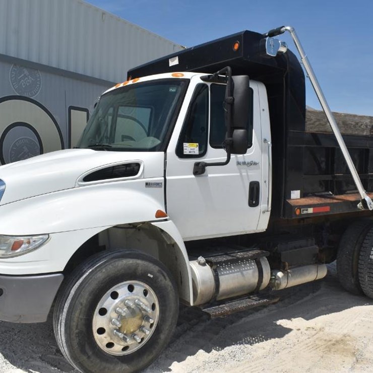 2012 INTERNATIONAL DURASTAR 4400