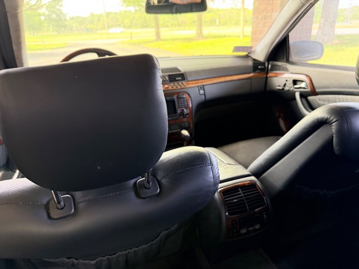 #22732-•-2002-mercedes-benz-s-class-passenger-car-image-55