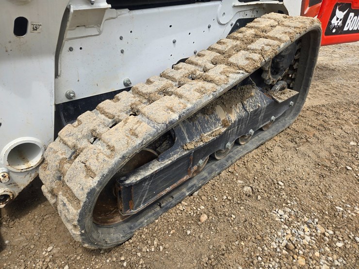2024-bobcat-t650-image-46