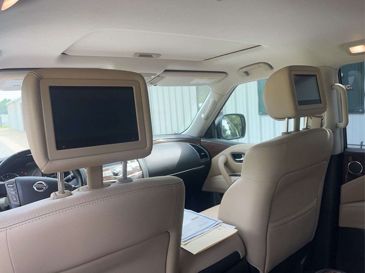 2019-nissan-armada-image-18
