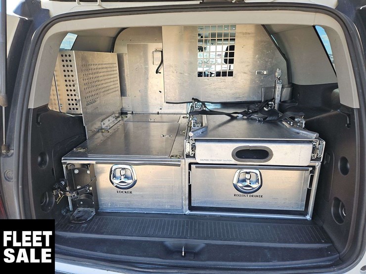 2018-chevrolet-tahoe-image-15
