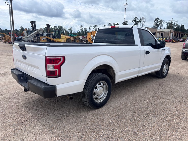 2017-ford-f150-image-3