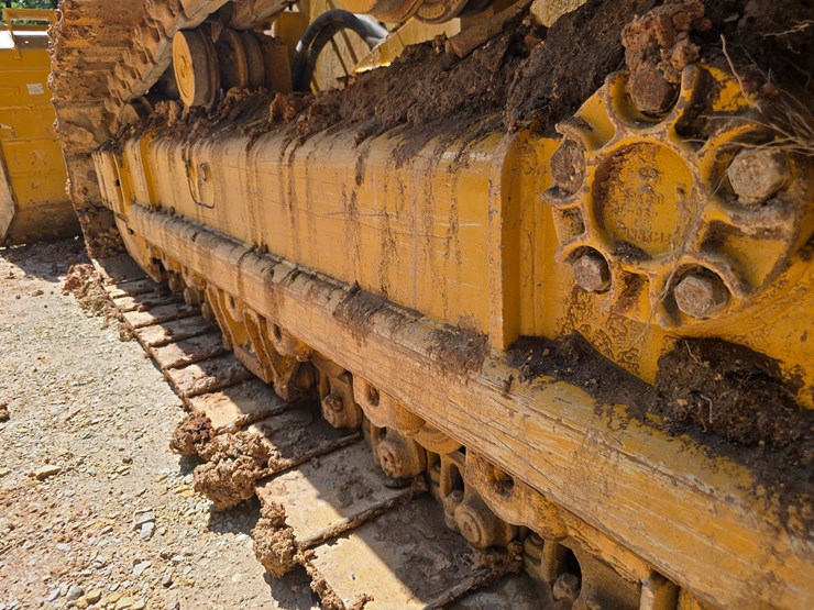 caterpillar-d4-image-43