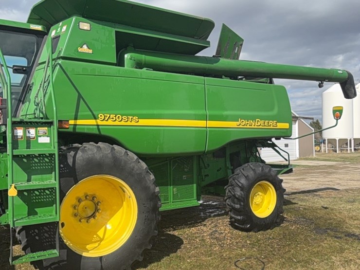john-deere-9750-image-3