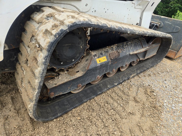 2023-bobcat-t770-image-53