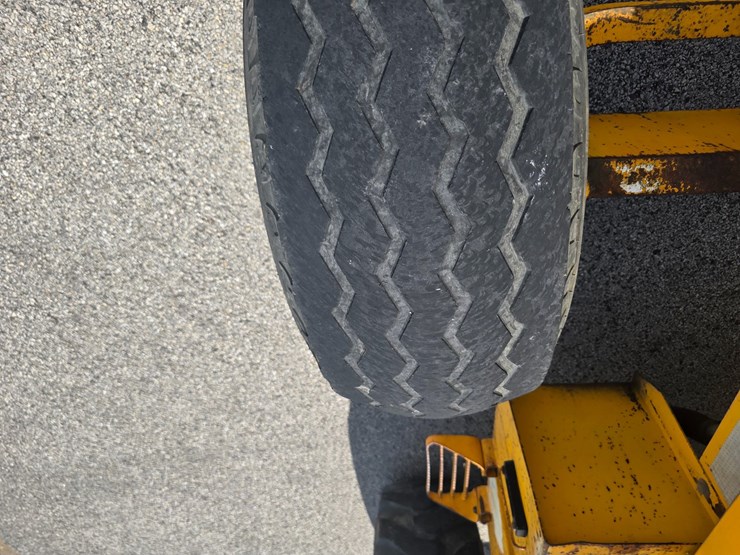 jcb-930-image-60