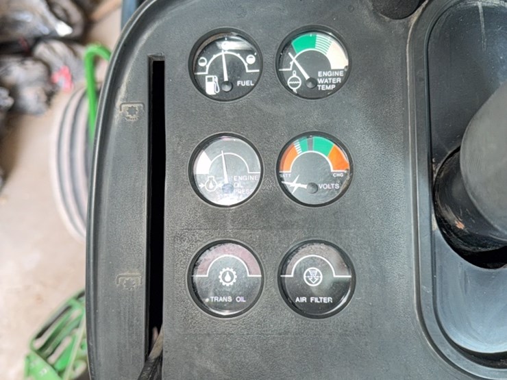 john-deere-4440-image-39