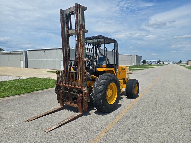 jcb-930-image-4