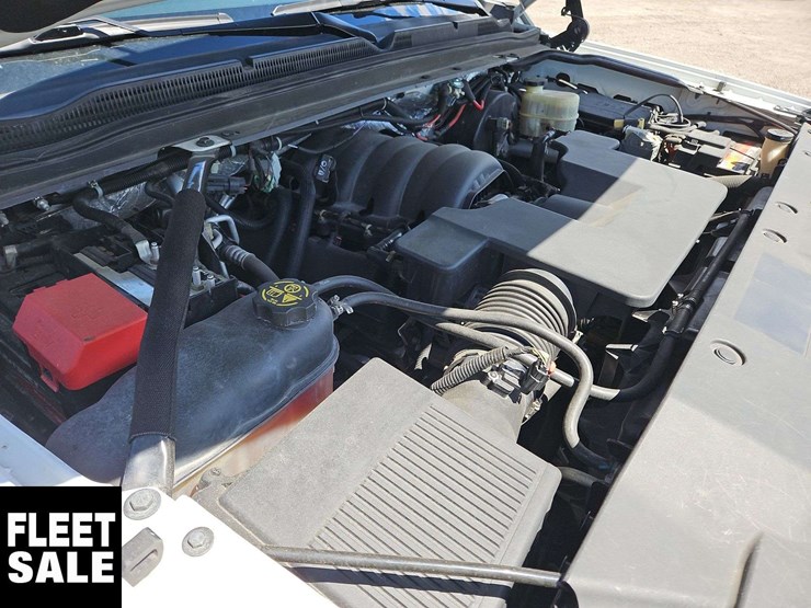 2018-chevrolet-tahoe-image-27