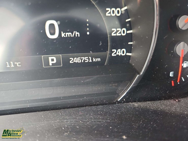 2017-kia-sorento-image-28