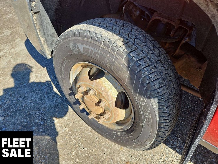 2019-chevrolet-silverado-3500hd-image-13