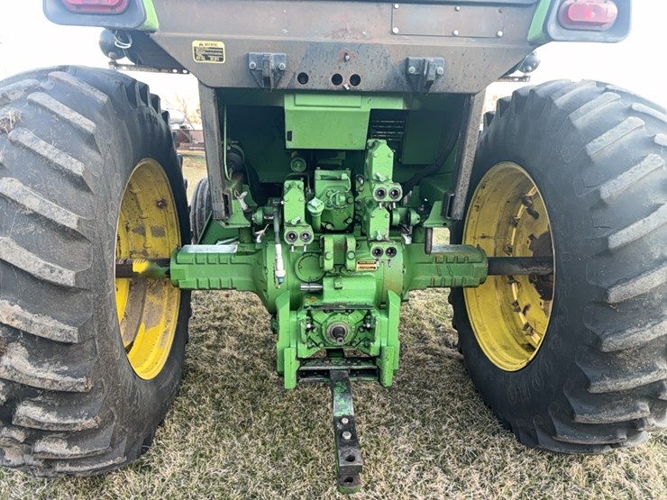 john-deere-4440-image-8