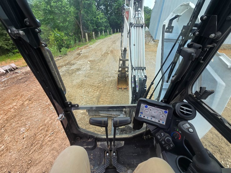 2023-bobcat-e35i-image-38