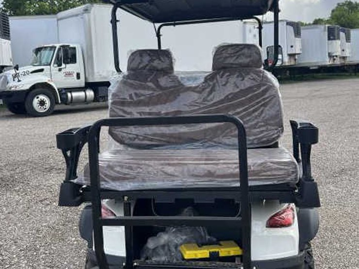 #38-•-4-seat-electric-golf-cart---sdlgc80---white-image-6