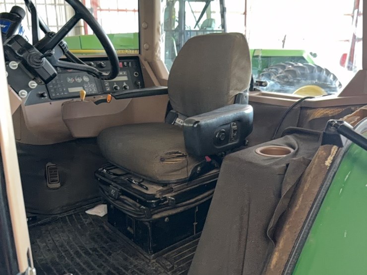 john-deere-8100-image-58