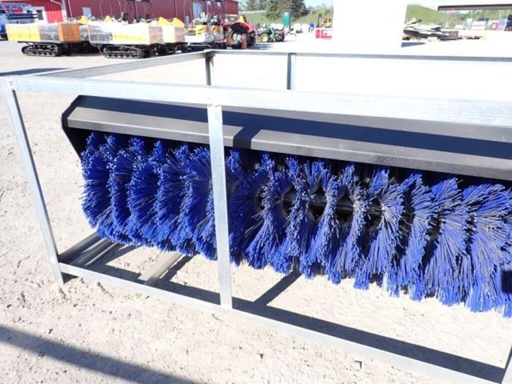 unused-greatbear-72-in.-angle-skid-steer-broom-image-7