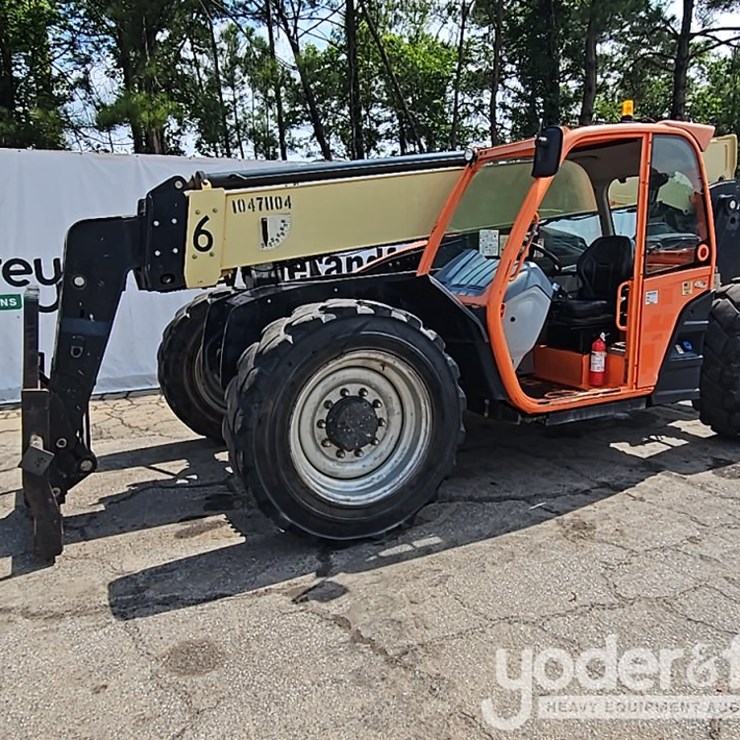2016 JLG 642