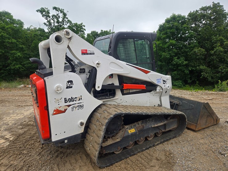 2023-bobcat-t770-image-10