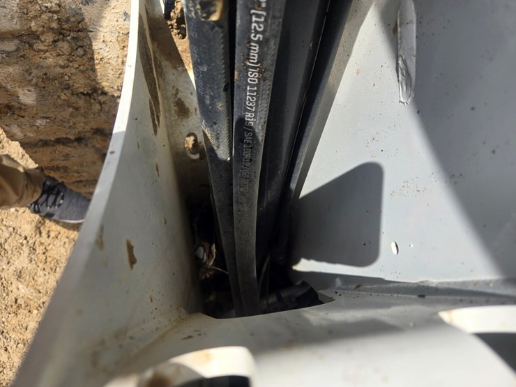 2024-bobcat-t650-image-76