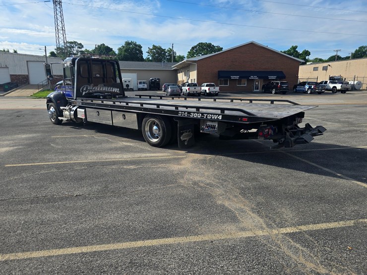 2022-peterbilt-337-image-12