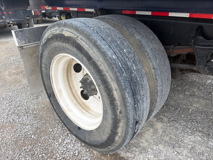 2012-ford-f650-image-11