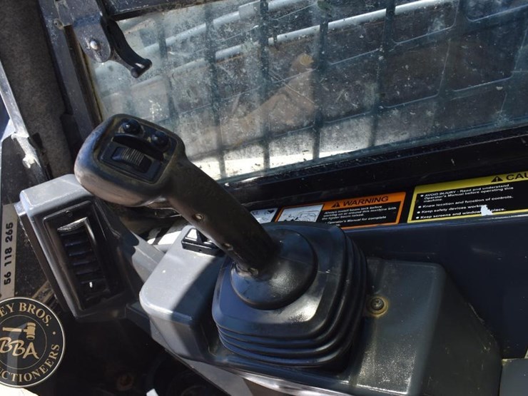 2018-deere-333g-image-45