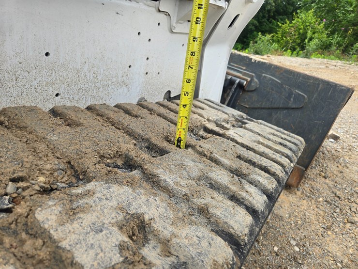 2023-bobcat-t770-image-56