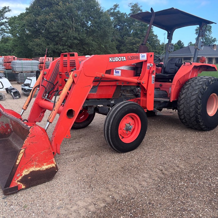 KUBOTA LA1002